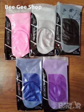 Плувни шапки с място за уши. На едро и дребно!