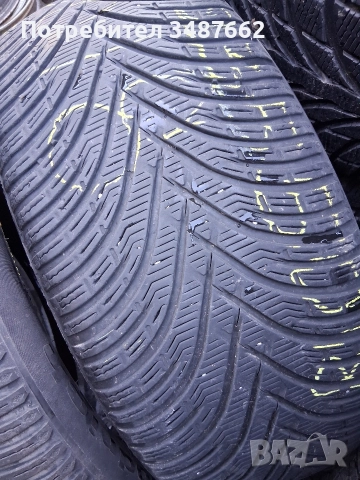 235 50 18 GODRIDE 2бр зимни дот 2020г , снимка 2 - Гуми и джанти - 52848767