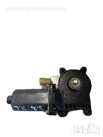 Мотор за стъклоповдигач на задна лява врата за Land Rover Range Rover 3.0D (2006) 0130821727