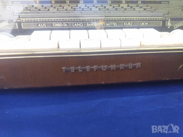 TELEFUNKEN Concertino 9  1958г, снимка 2 - Радиокасетофони, транзистори - 29513002