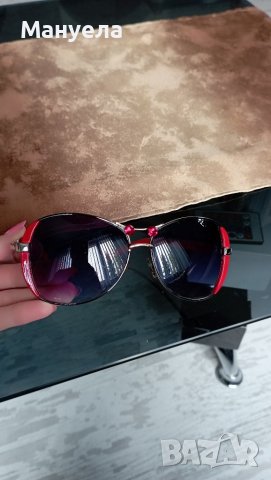 Страхотни очила с червени камъчета, снимка 2 - Слънчеви и диоптрични очила - 37757576