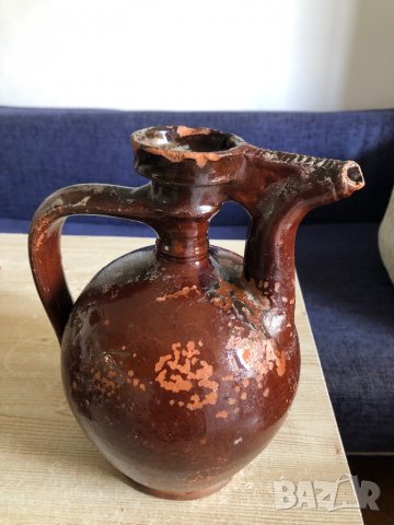 Старинна стомна за механа