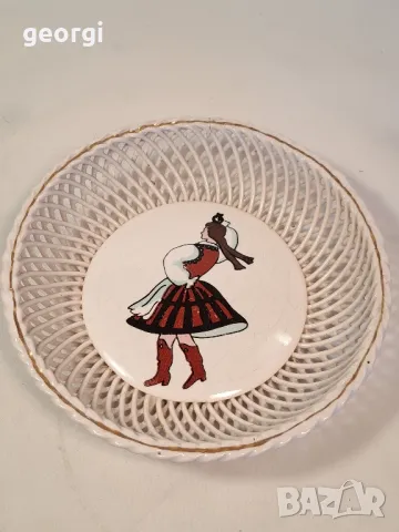 ажурна чиния от фина керамика 24/5