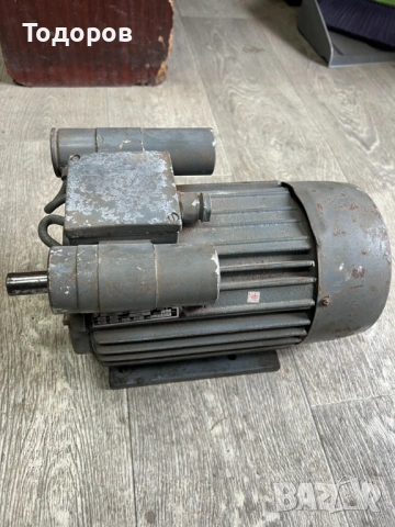Продавам ел. двигател 2.2 кв. 2800 оборота , 220 волта