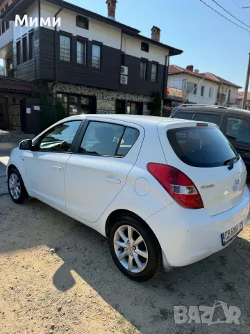 Hyuindai I 20 2010 год., снимка 5 - Гуми и джанти - 55741378