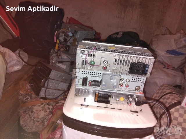 Различни модели автомобилни плейъри, снимка 17 - MP3 и MP4 плеъри - 52950979