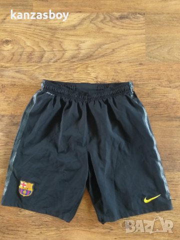nike fc barcelona - страхотни юношески шорти , снимка 7 - Детски къси панталони - 36732466