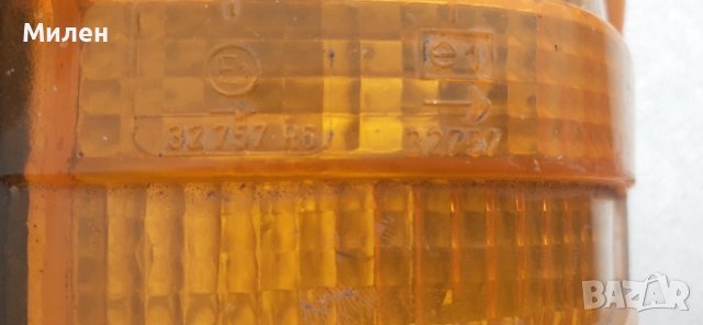 Ляв Мигач Оригинален  Hella За Mercedes T1(601)  1977-1996 Година  Мерцедес Бус 407, снимка 4 - Части - 40872477