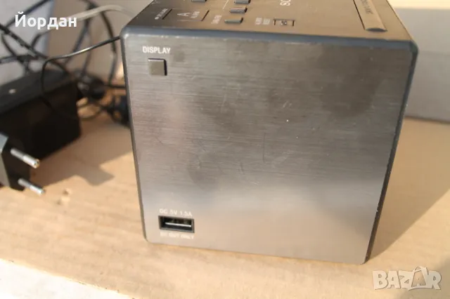 Радио ''Sony XDR-C1 DBP DAB DAB +'', снимка 4 - Радиокасетофони, транзистори - 47777632
