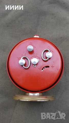 Часовник будилник Слава НОВ, снимка 3 - Антикварни и старинни предмети - 52063400
