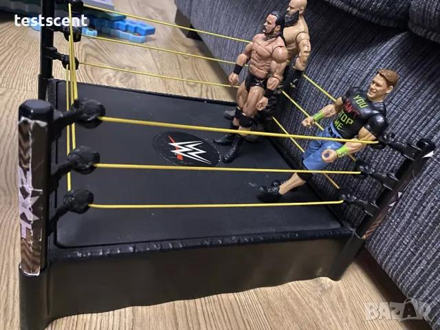 Ринг за играчки WWE NXT Action Spring Ring Wrestling кеч ринг с пружиниращ механизъм черен, снимка 9 - Колекции - 48202397