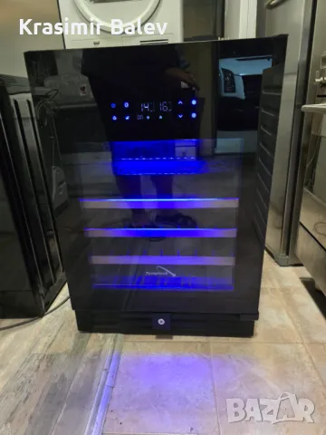 Витрина за вино