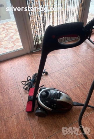 Перяща прахосмукачка пароструйка Hoover, снимка 3 - Прахосмукачки - 52000638