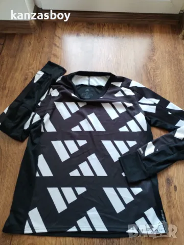 adidas Own The Run Celebration Sweatshirt - страхотна дамска блуза КАТО НОВА М, снимка 7 - Блузи с дълъг ръкав и пуловери - 49667721