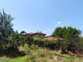 Отличен имот с голям парцел (1070 кв.м) и 3 спални в село Николово, обл. Хасково, снимка 2