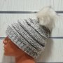 Нова дамска плетена шапка бял меланж с помпон/пух, снимка 9