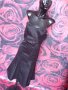 Черна елегантна разкроена рокля бюстие под коляното с мъниста М, снимка 3