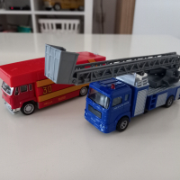 Две интересни камиончета, 15 см., снимка 3 - Коли, камиони, мотори, писти - 44641287