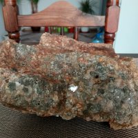 Продавам интересен,красив и уникален камък от недрата на Родопи планина.Район Мадан--3, снимка 2 - Колекции - 40225639