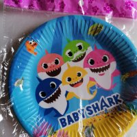 Парти чинийки Baby Shark, снимка 1 - Други - 42115527