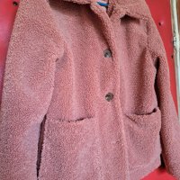 Палто късо -S размер , снимка 1 - Палта, манта - 44175538