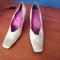 Страхотни елегантни обувки, снимка 1 - Дамски обувки на ток - 34943305