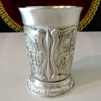 Немска чаша от калай с ловни картини 8 см. , снимка 2 - Антикварни и старинни предмети - 42751868