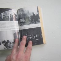 Армейска военна книга 2 световна война   Хитлер  16, снимка 6 - Специализирана литература - 31158491