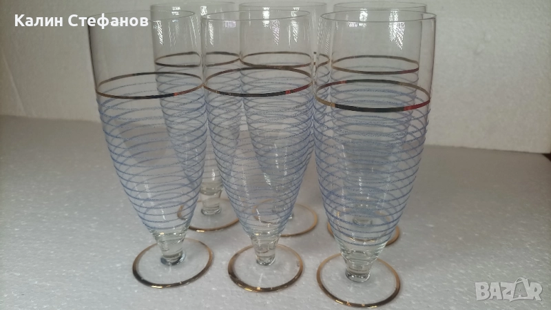 Страхотен ретро комплект за вино, шампанско, златни кантове, цветна синя посипка, 6 бр, снимка 1