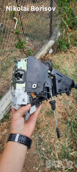 Брава с машинка за централно на mercedes a b class, снимка 1