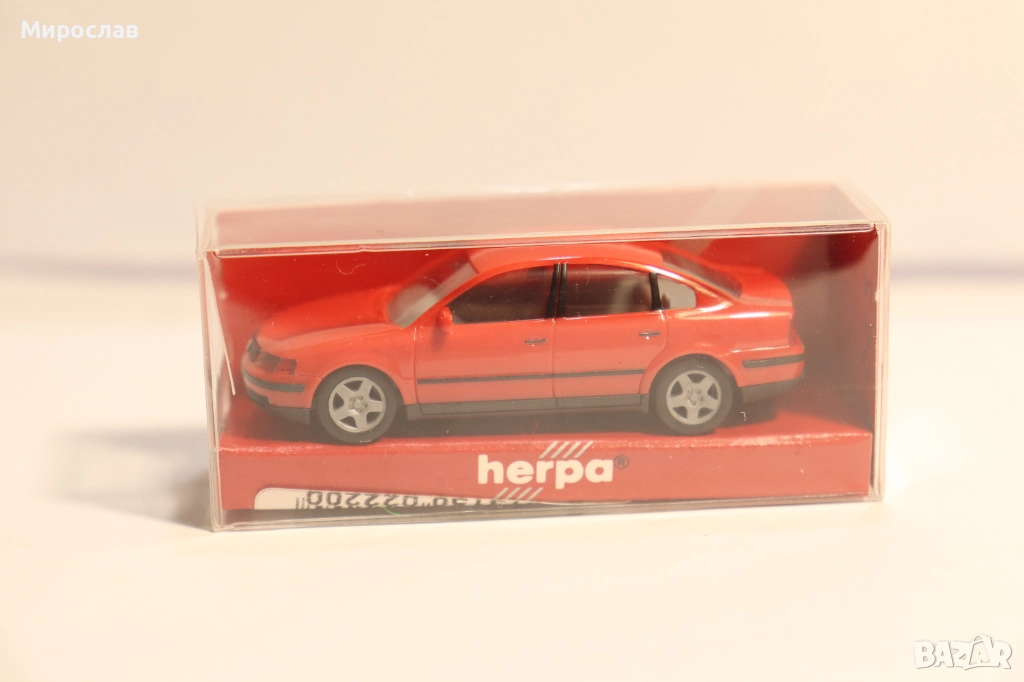 HERPA H0 1/87 VW PASSAT МОДЕЛ КОЛИЧКА ИГРАЧКА, снимка 1