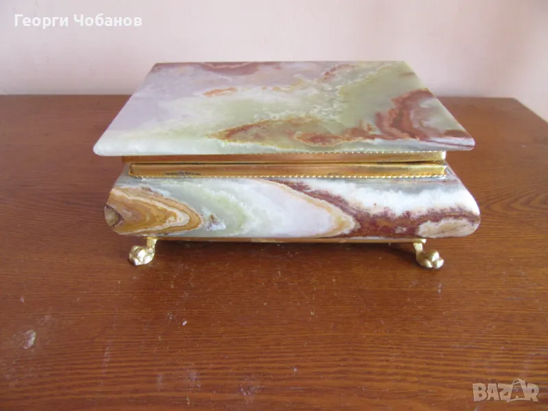 Кутия за бижута от оникс, снимка 1