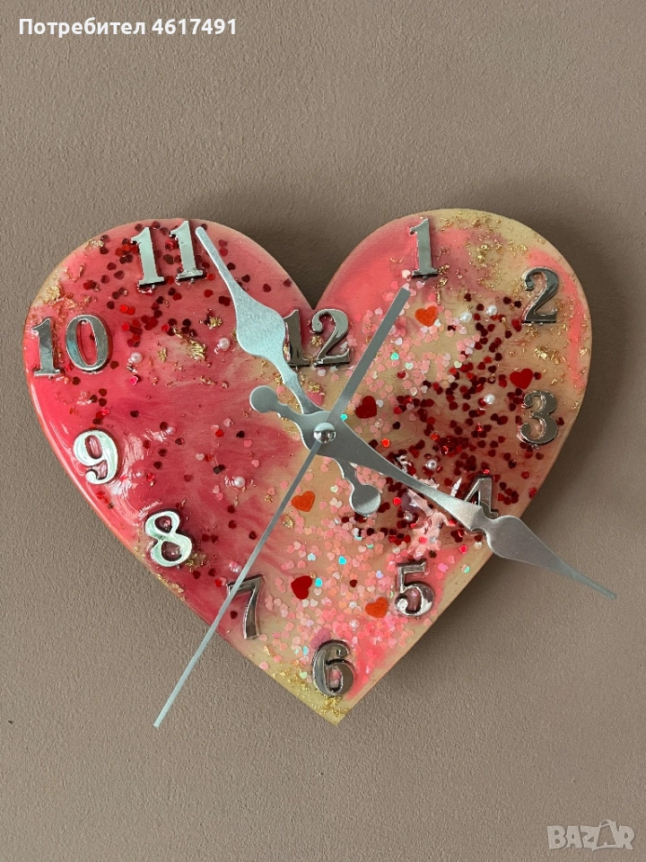 Декоративен часовник от епоксидна смола, снимка 1