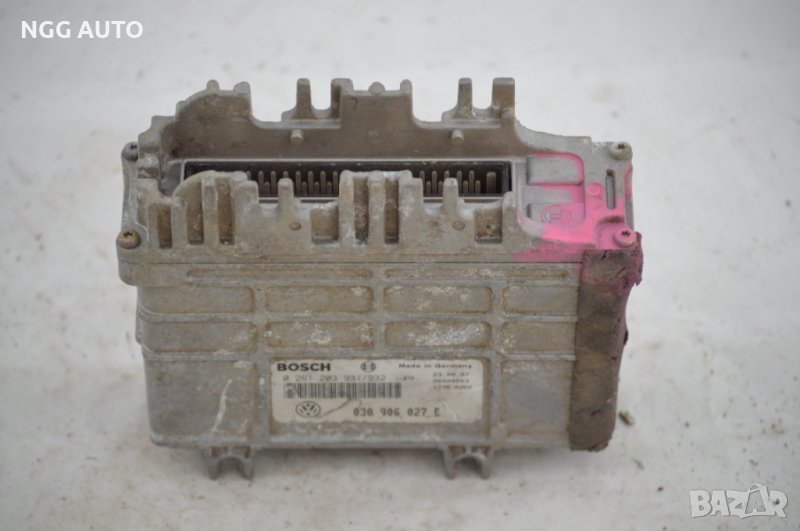 Компютър двигател VW Фолксваген 1.0i 0 261 203 931/932 030 906 027 E 29.09.97 26SA4563 1763 0472, снимка 1