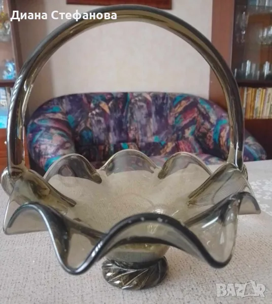 Бонбониера кошничка цветно стъкло, снимка 1