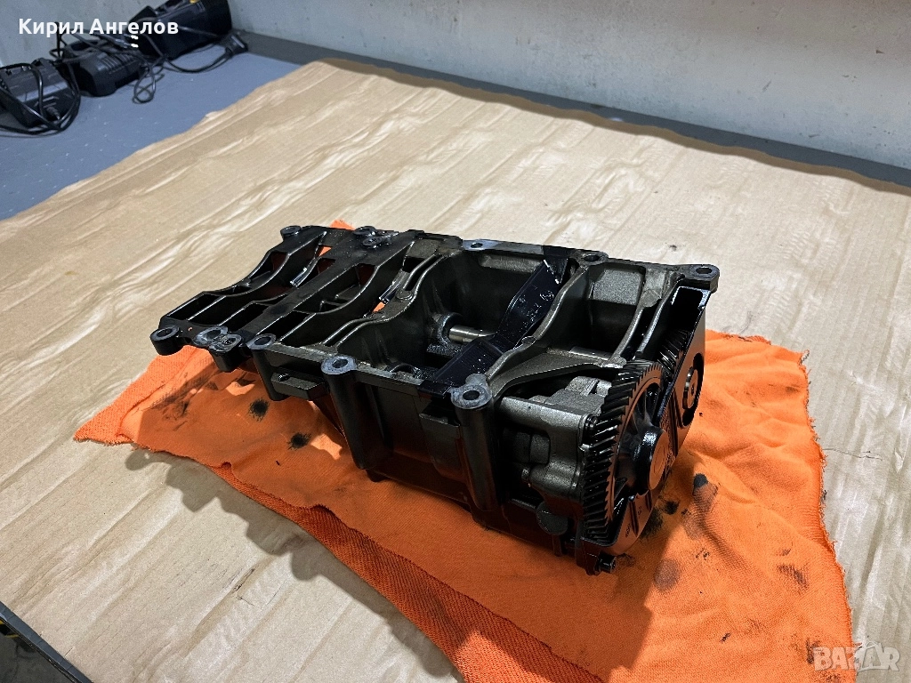 Маслена помпа за BMW E46 320D (150 к.с.), снимка 1