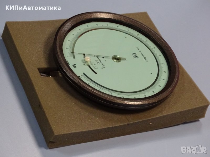 образцов манометър WIKA 341.11.250 250 Bar, снимка 1