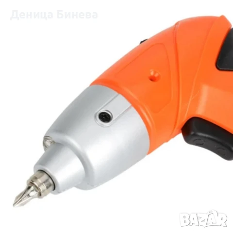 Компактен акумулаторен винтоверт 4.8V с 45 части, снимка 3 - Винтоверти - 50886736