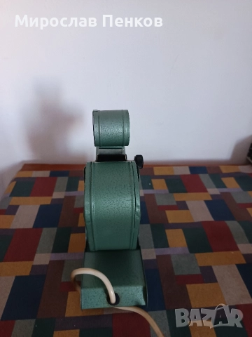 Прожекционен апарат, снимка 2 - Антикварни и старинни предмети - 52844787