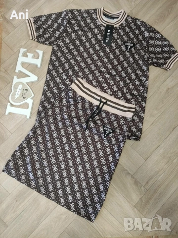 💓Комплект пола и блуза Guess , снимка 2 - Поли - 54296876