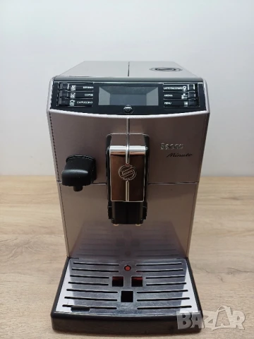 Продавам кафемашина Saeco Minuto HD8867 