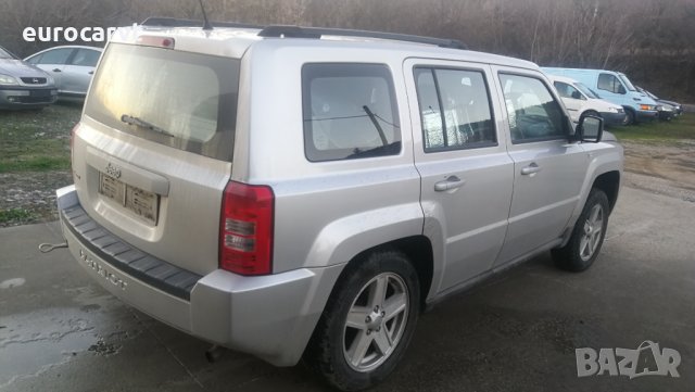 на части Jeep Patriot 2.2 CRD 4x4, снимка 3 - Автомобили и джипове - 31279953