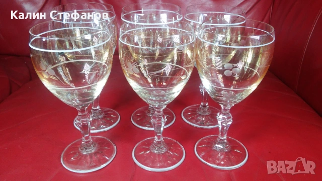 Ретро чаши за вино, калиево стъкло, ръчна гравюра – 6 бр