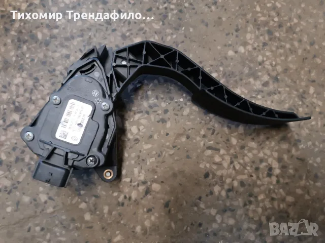 Gaz Pedal potentiometer Renault Captur 2013  HELLA 6PV009.978-07 , педал за газта рено 180029347R, снимка 3 - Части - 49628695