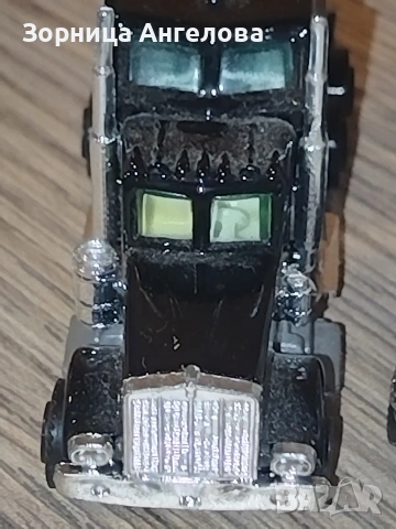 Колекционерски камиончета Мерцедес Сканиа, Рено и др. , снимка 10 - Колекции - 53903384