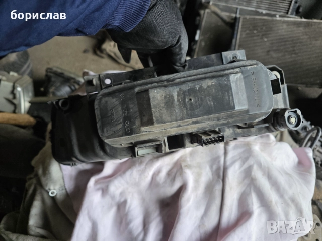 Десен фар за Ситроен Ксантия , снимка 2 - Части - 52436767