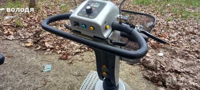 Ел. количка за инвалид. , снимка 4 - Инвалидни скутери - 49155133