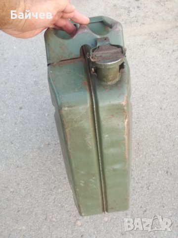 1985 Germany army,маркирана колекционерска немска Военна туба за гориво, снимка 6 - Антикварни и старинни предмети - 33855450