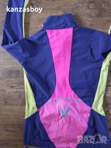 kari traa - страхотна дамска ветровка, снимка 9 - Спортни екипи - 38177145