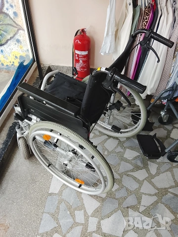 инвалидна количка и санитарен стол, снимка 7 - Инвалидни колички - 54275521